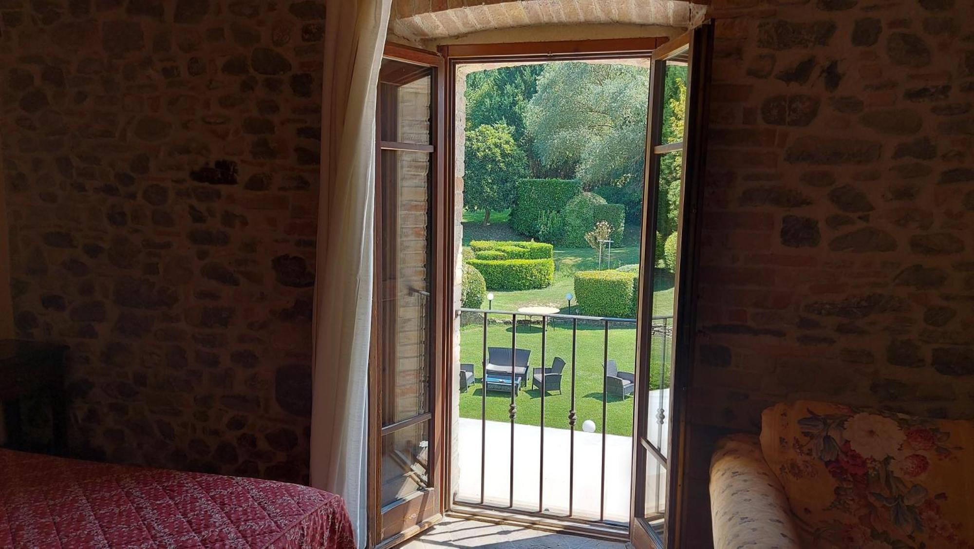 Country Hotel Poggiomanente Umbertide Zewnętrze zdjęcie