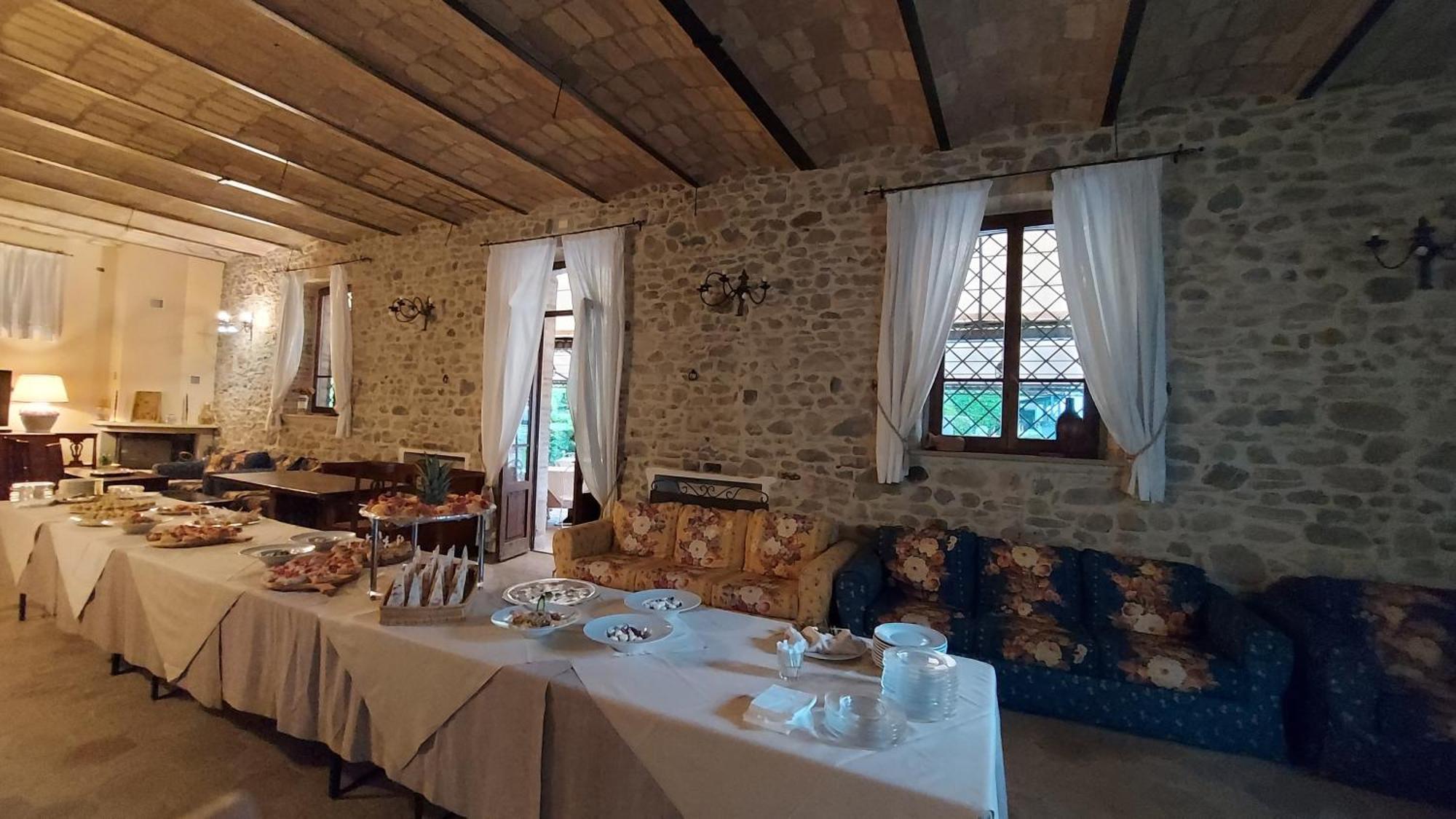 Country Hotel Poggiomanente Umbertide Zewnętrze zdjęcie