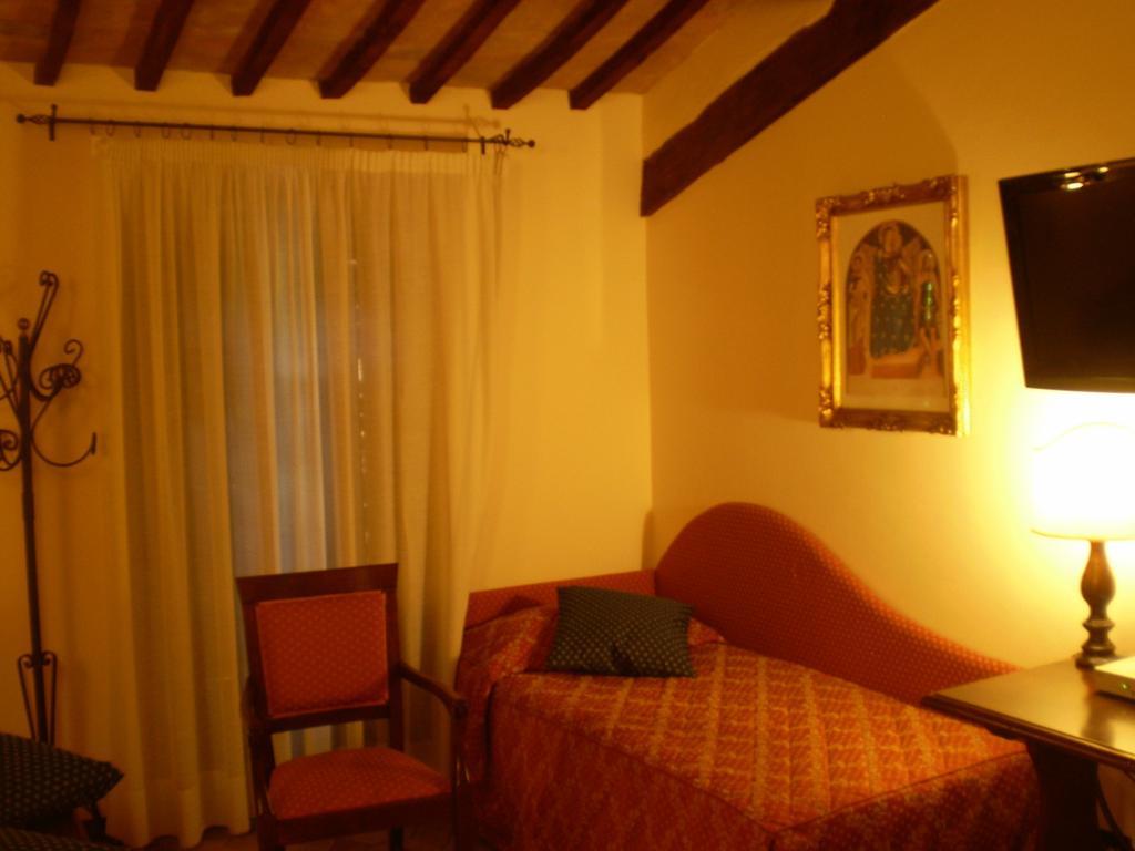 Country Hotel Poggiomanente Umbertide Zewnętrze zdjęcie