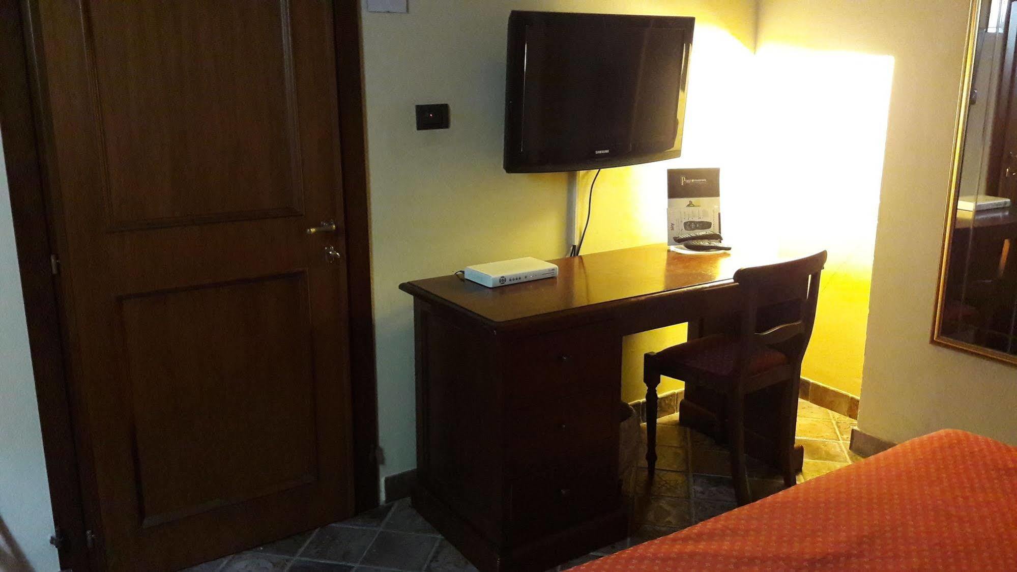 Country Hotel Poggiomanente Umbertide Zewnętrze zdjęcie